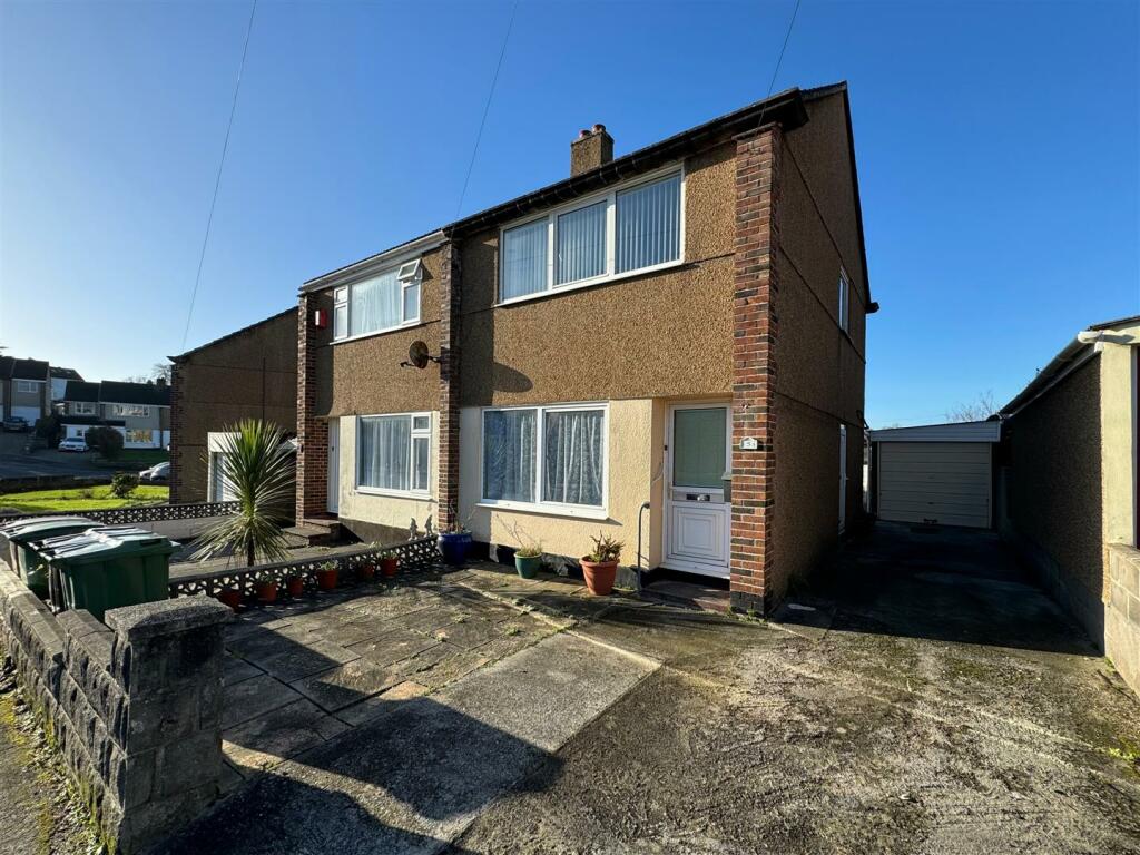 2 bedroom semi-detached house for sale in Plymstock, Plymouth, PL9