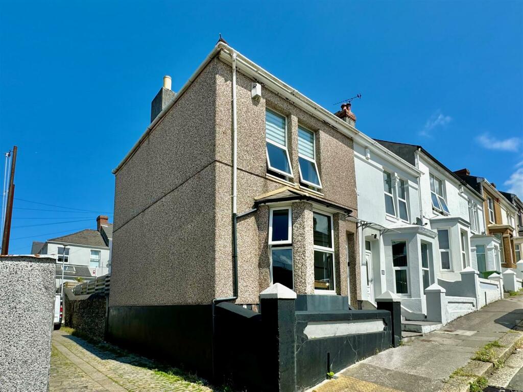 2 bedroom terraced house for sale in Erith Avenue, Plymouth, PL2