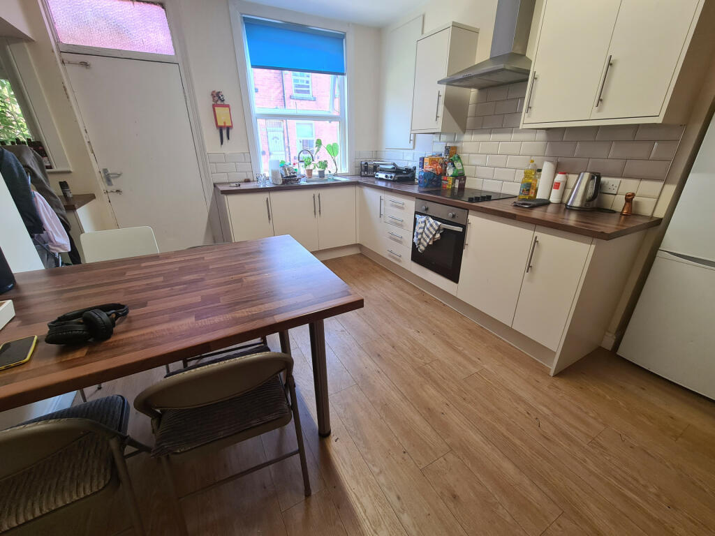 Main image of property: Welton Mount, Leeds