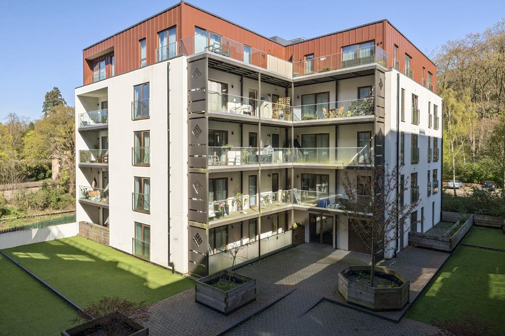 Main image of property: Farnborough Road, Hampshire, GU14