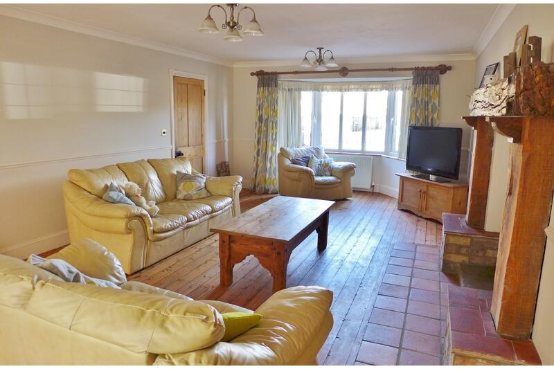 5 bedroom detached house for sale in March Road, Coates, Whittlesey, PE7