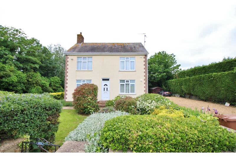 3 bedroom detached house for sale in Ramsey Road, Pondersbridge