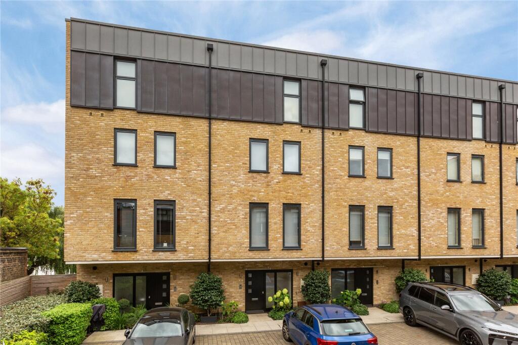 Main image of property: Oxbridge Terrace, 
Palace Wharf, W6
