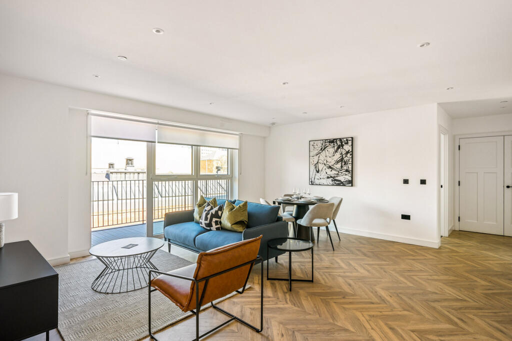 Main image of property: Royal Exchange, Kingston, KT1