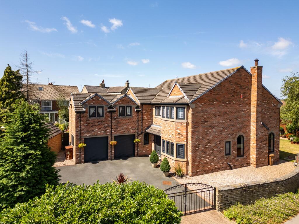 Main image of property: Clovelly, High Street, Ossett