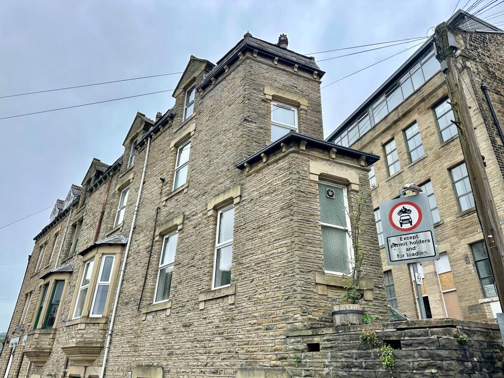 Main image of property: 1 Melbourne Street, Hebden Bridge, HX7 6AS