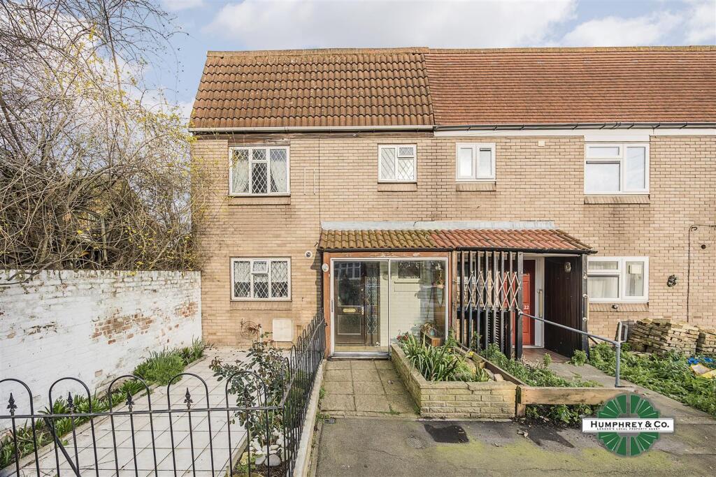 Main image of property: Manning Road, London, E17 7BB