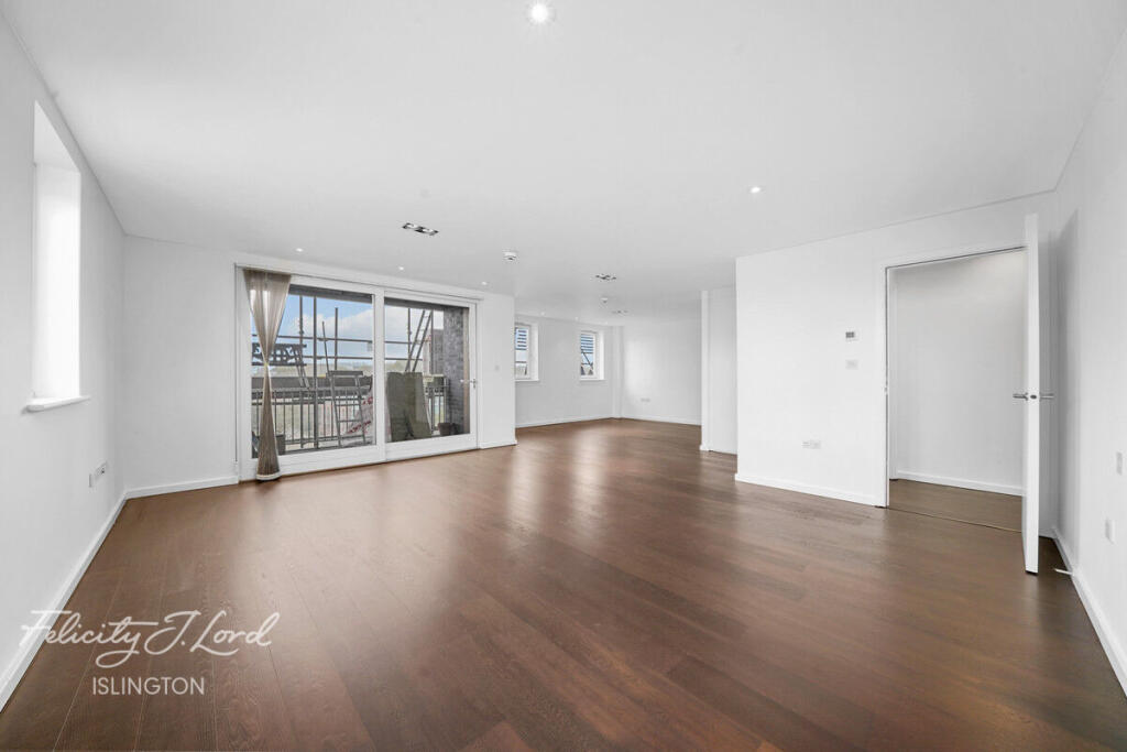 Main image of property: Wharf Road, London N1