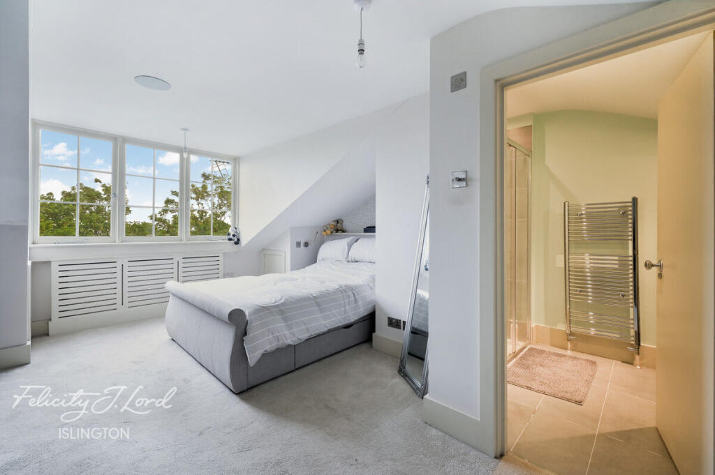 Main image of property: Liverpool Road, London