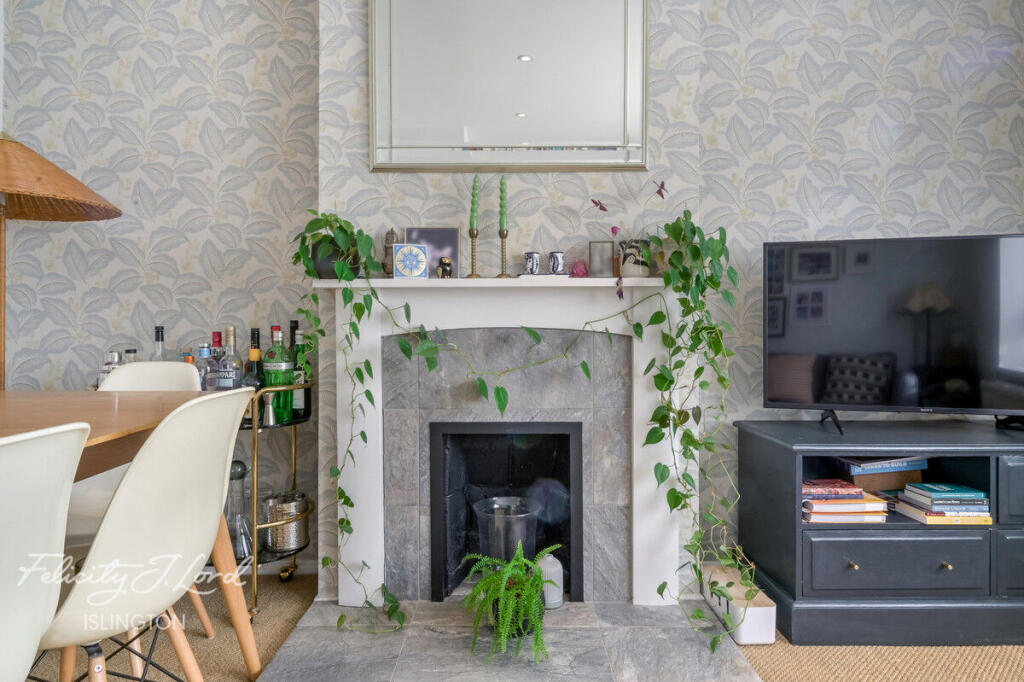 Main image of property: Clephane Road, LONDON N1