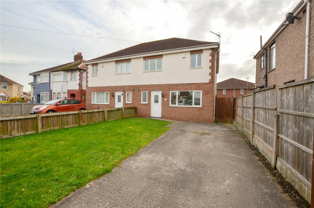 3 bedroom semidetached house for sale in Crossley Avenue, Ellesmere