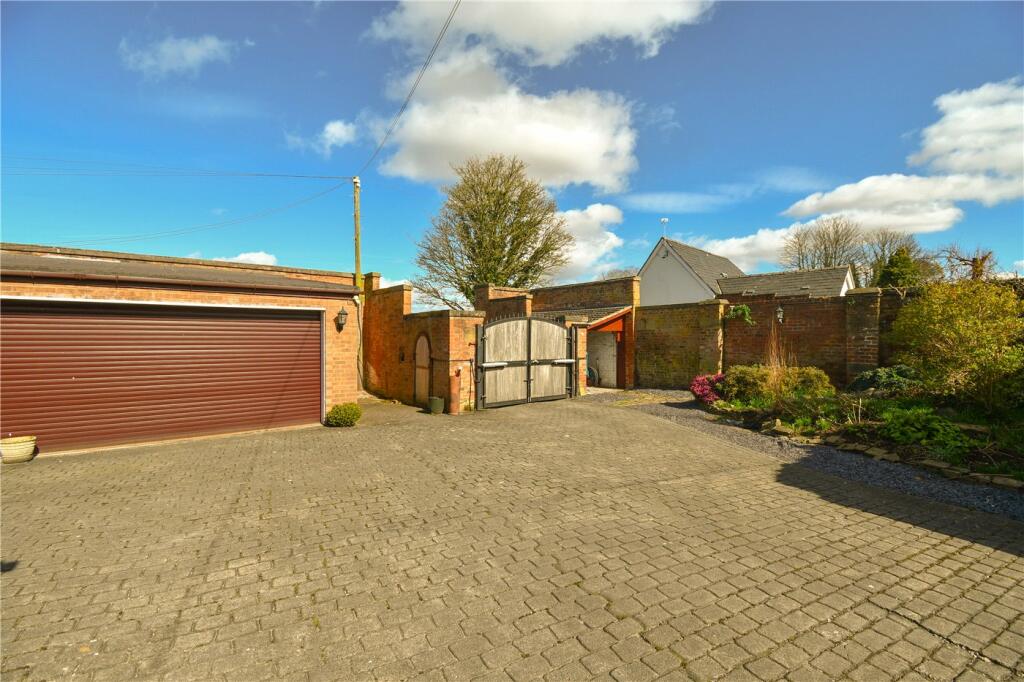 Additional property image - Heath Lane, Childer Thornton, Ellesmere Port
