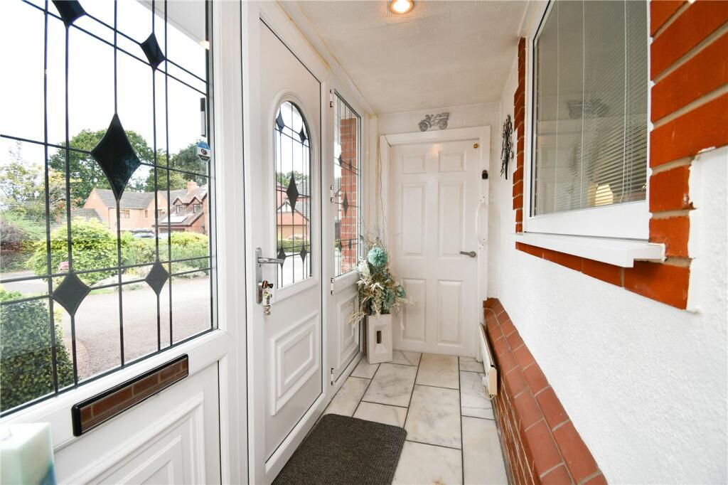Additional property image - Ledsham Park Drive, Little Sutton, Cheshire