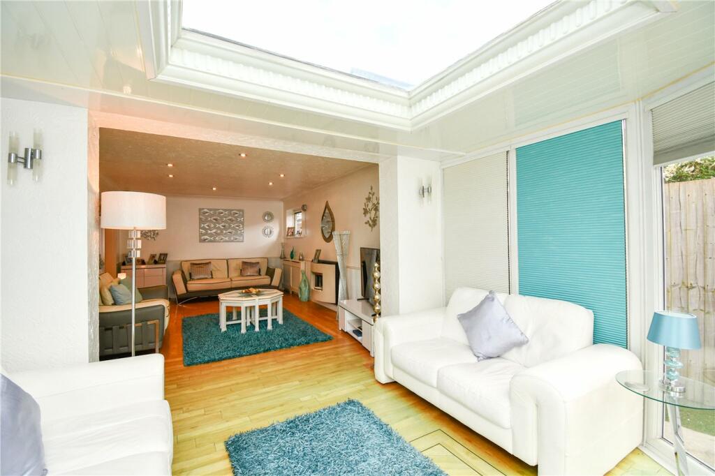 Additional property image - Ledsham Park Drive, Little Sutton, Cheshire
