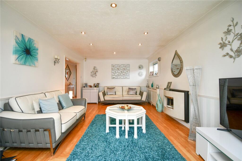 Additional property image - Ledsham Park Drive, Little Sutton, Cheshire