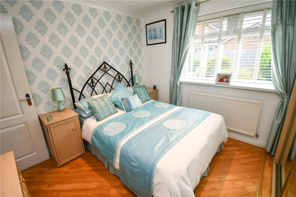 Additional property image - Ledsham Park Drive, Little Sutton, Cheshire