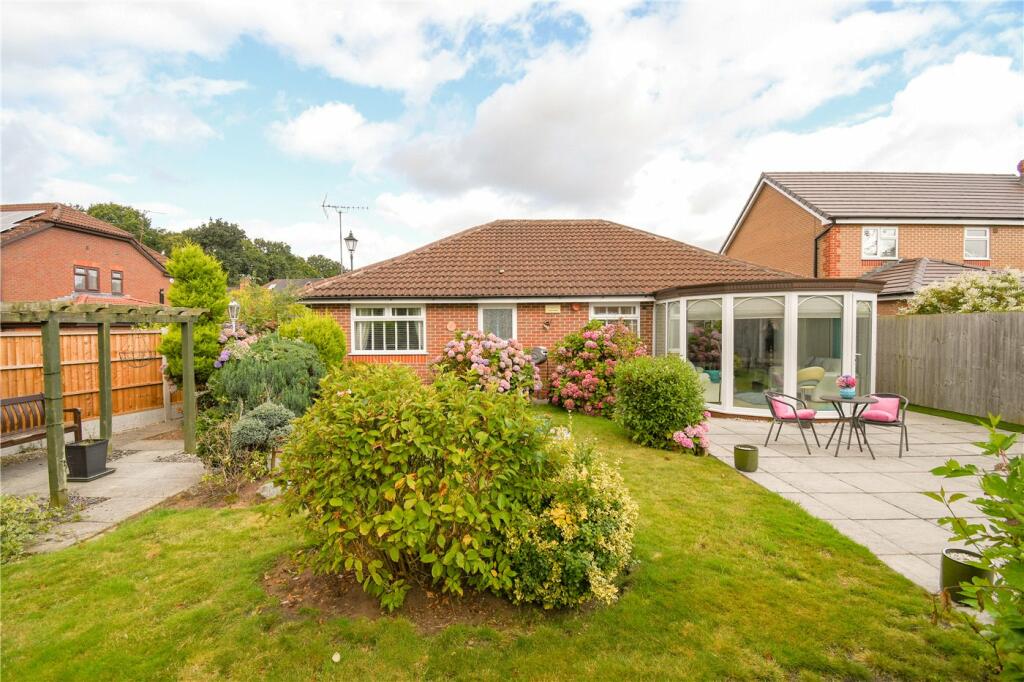 Additional property image - Ledsham Park Drive, Little Sutton, Cheshire