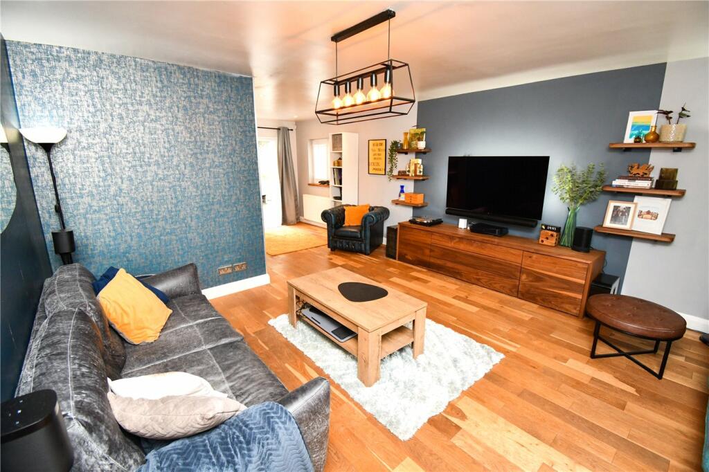 Additional property image - Oliver Lane, Great Sutton, Ellesmere Port