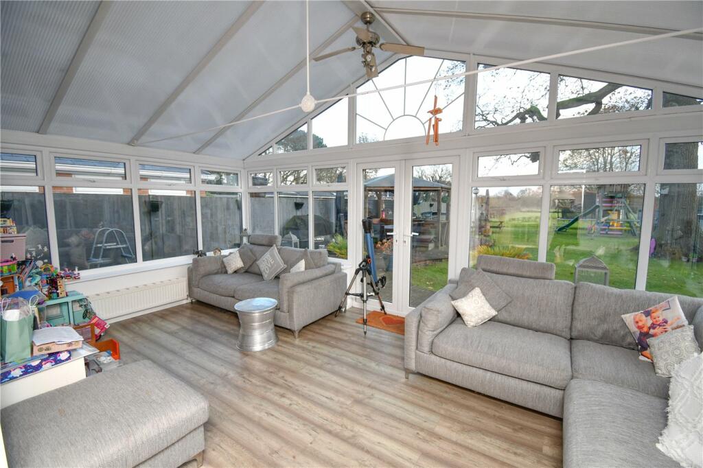 Additional property image - Ridgeway Close, Great Sutton, Ellesmere Port