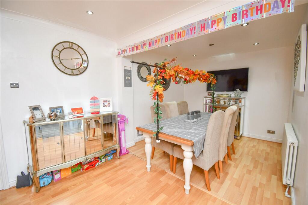 Additional property image - Ridgeway Close, Great Sutton, Ellesmere Port