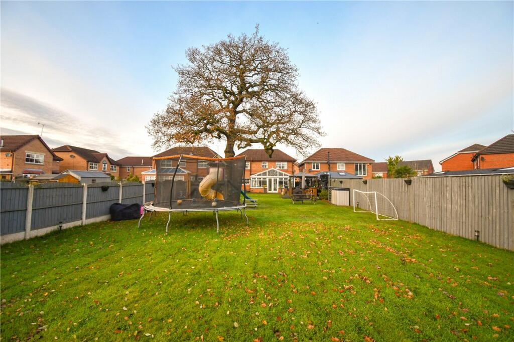Additional property image - Ridgeway Close, Great Sutton, Ellesmere Port