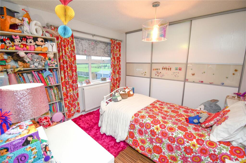 Additional property image - Ridgeway Close, Great Sutton, Ellesmere Port