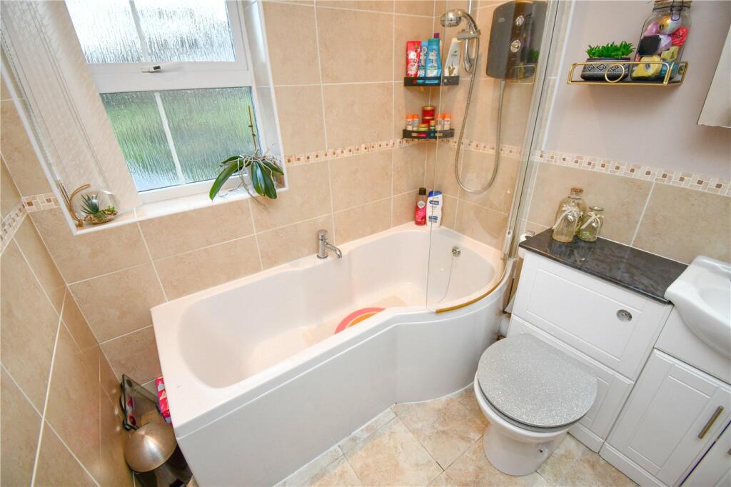 Additional property image - Ridgeway Close, Great Sutton, Ellesmere Port