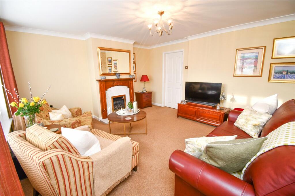 Additional property image - Hope Farm Road, Great Sutton, Cheshire
