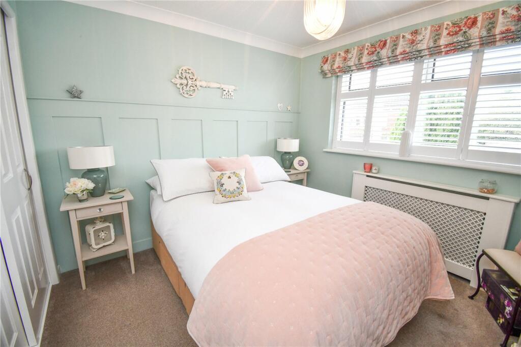Additional property image - Hope Farm Road, Great Sutton, Cheshire