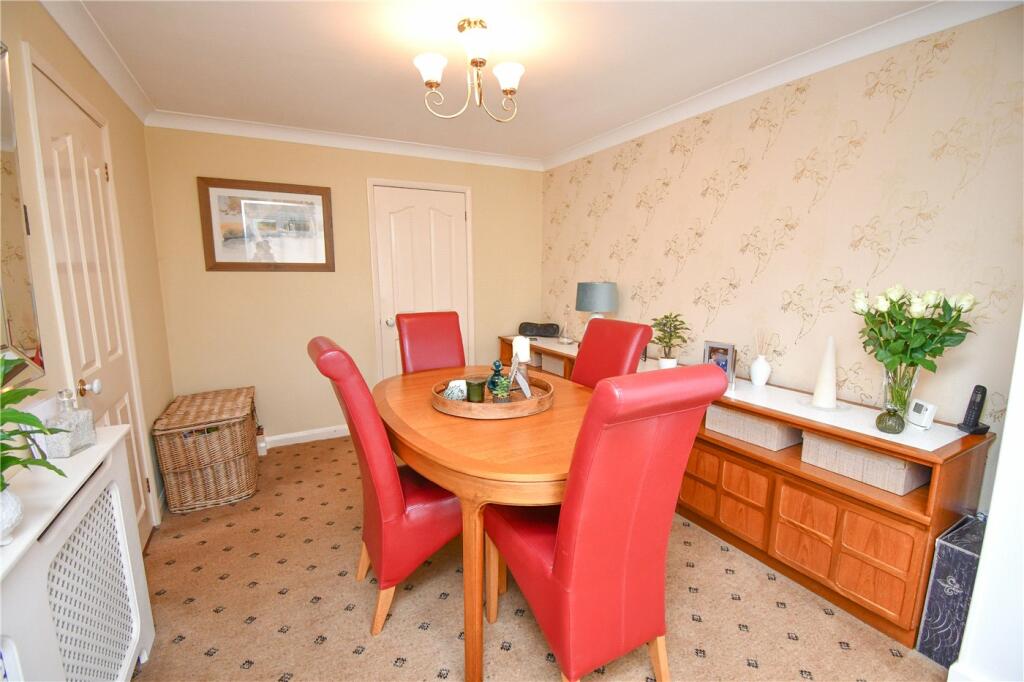 Additional property image - Hope Farm Road, Great Sutton, Cheshire