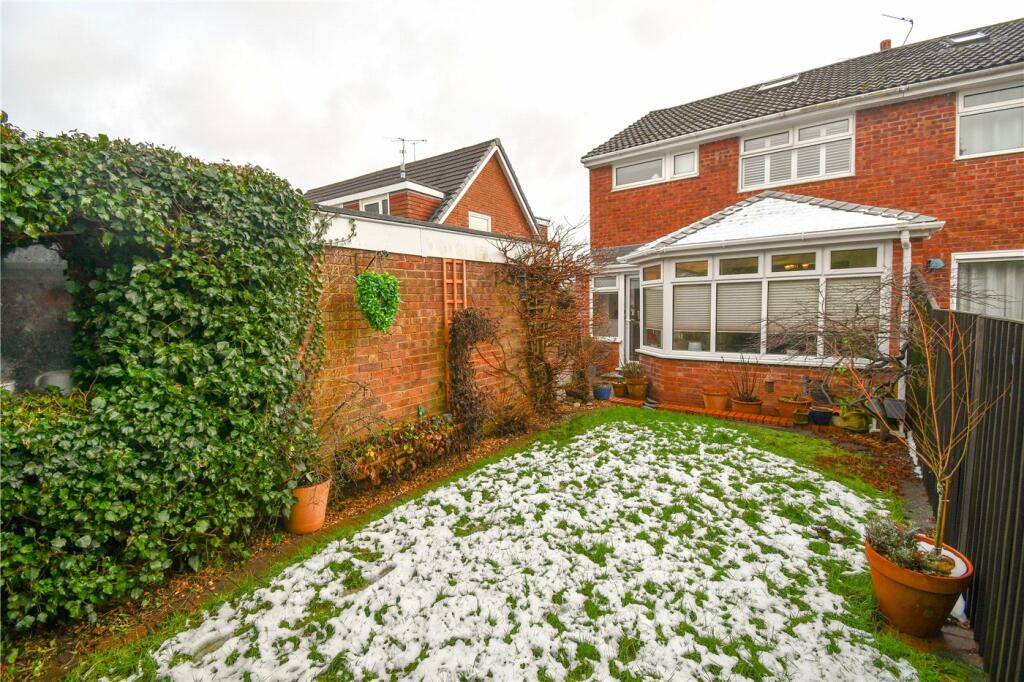 Additional property image - Hope Farm Road, Great Sutton, Cheshire
