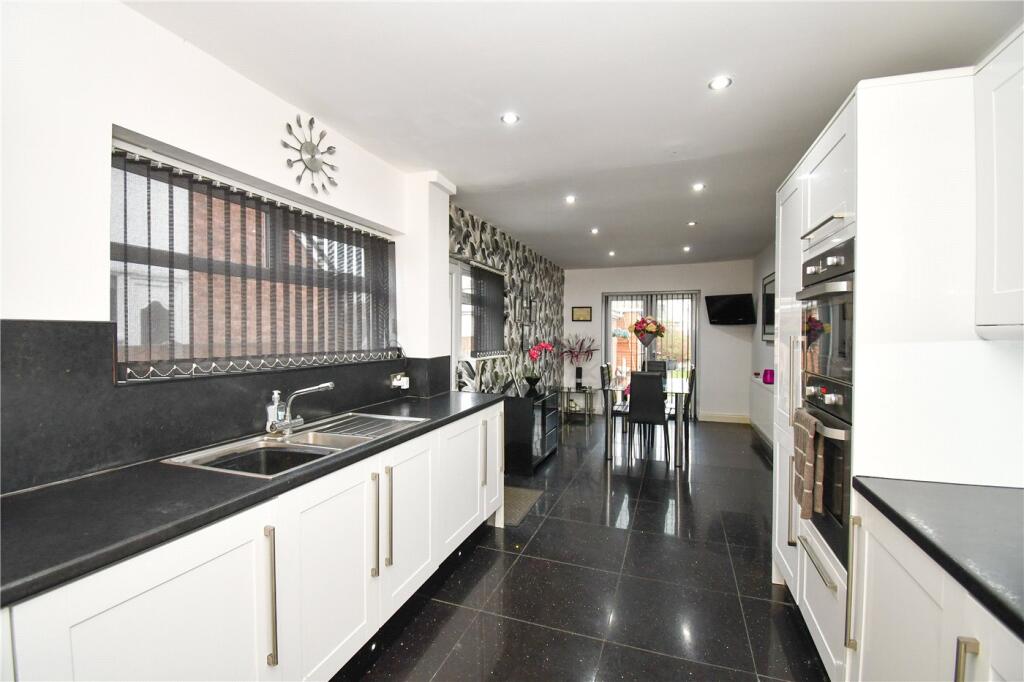 Additional property image - Green Lane, Great Sutton, Ellesmere Port