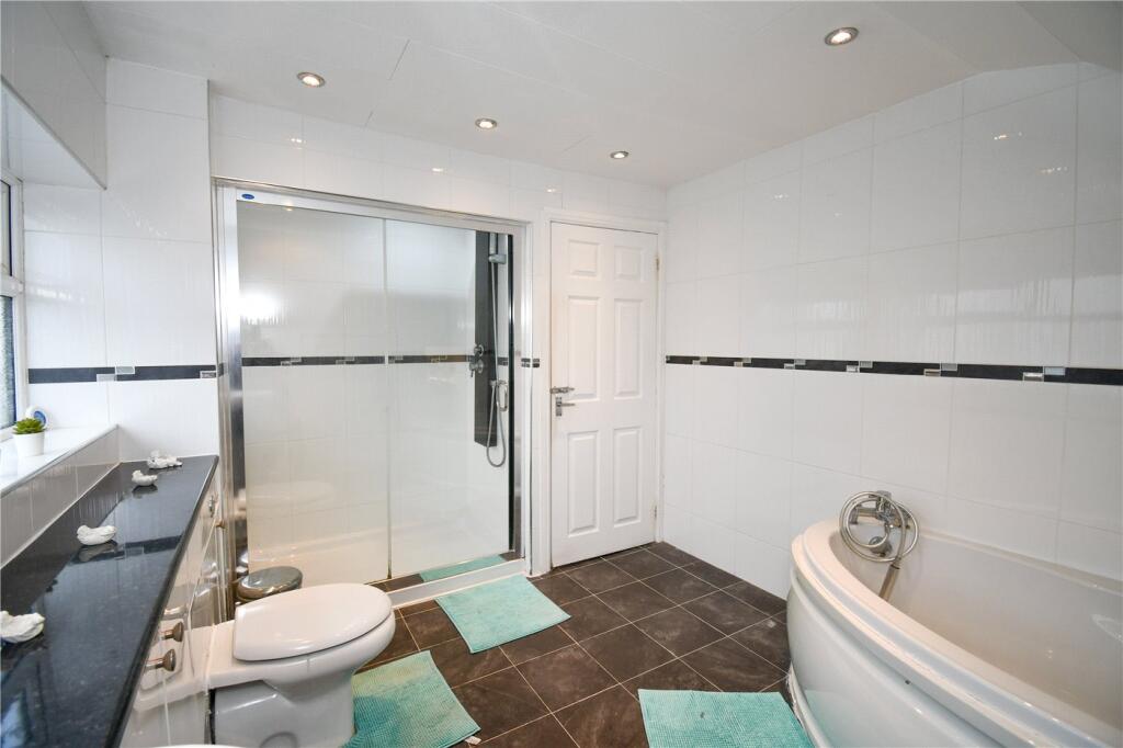 Additional property image - Green Lane, Great Sutton, Ellesmere Port