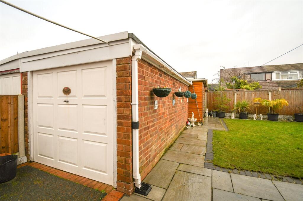 Additional property image - Green Lane, Great Sutton, Ellesmere Port