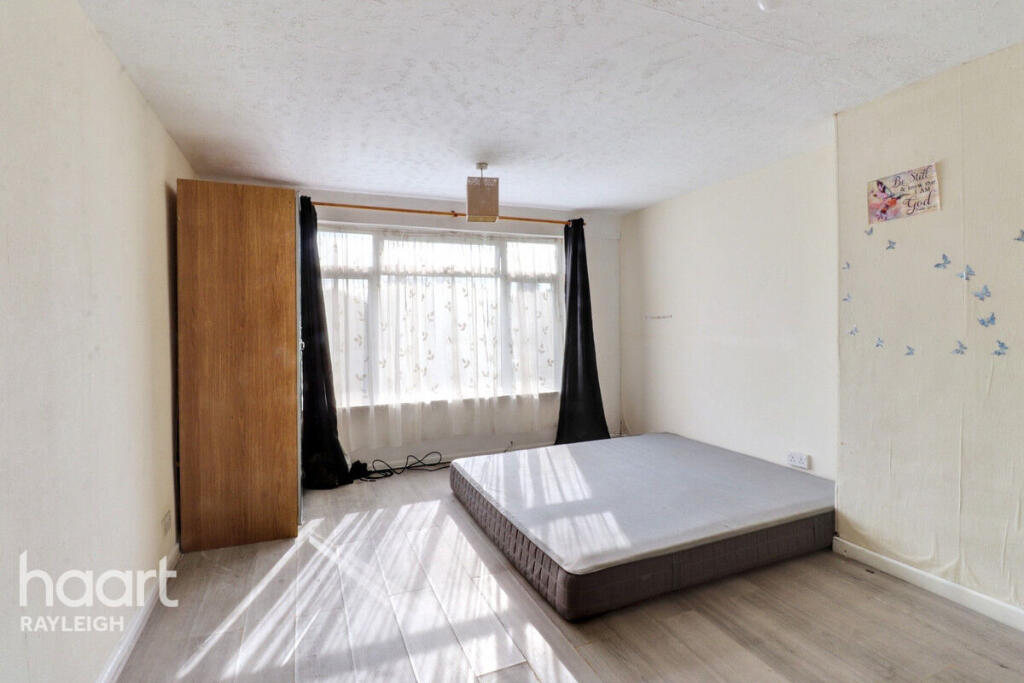 Main image of property: Long Riding, BASILDON