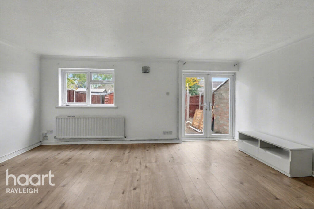 Main image of property: Cheshunts, Basildon