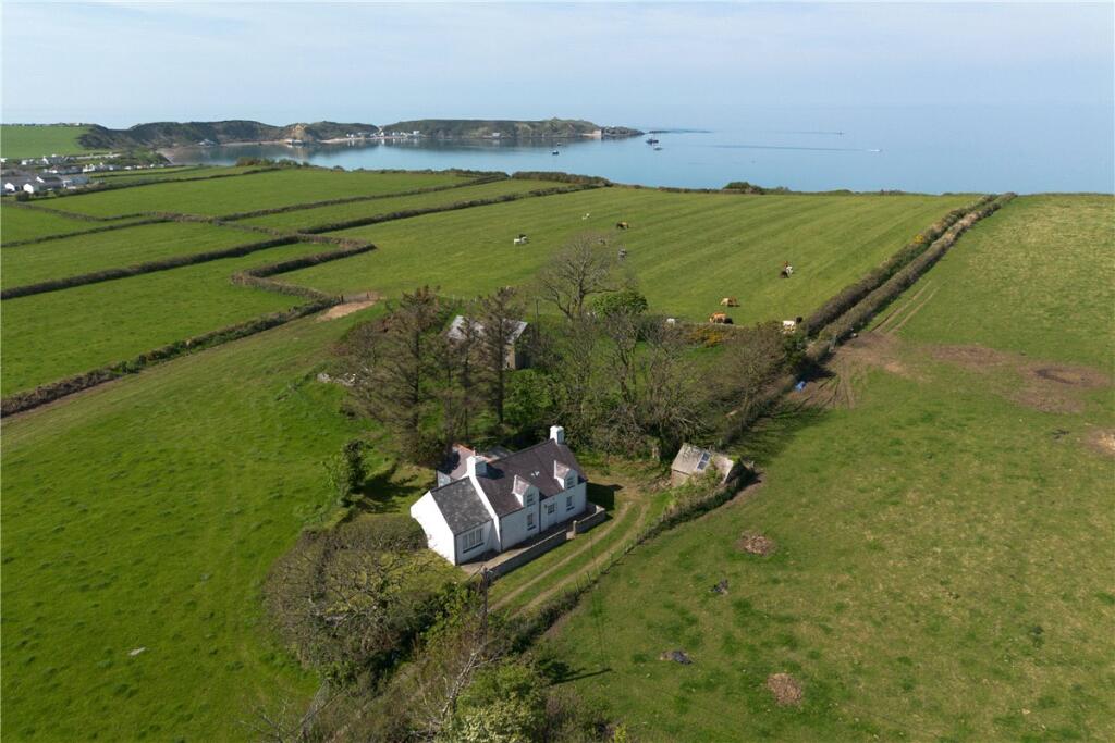 Main image of property: Lon Tan Y Bryn, Morfa Nefyn, Pwllheli, Gwynedd, LL53