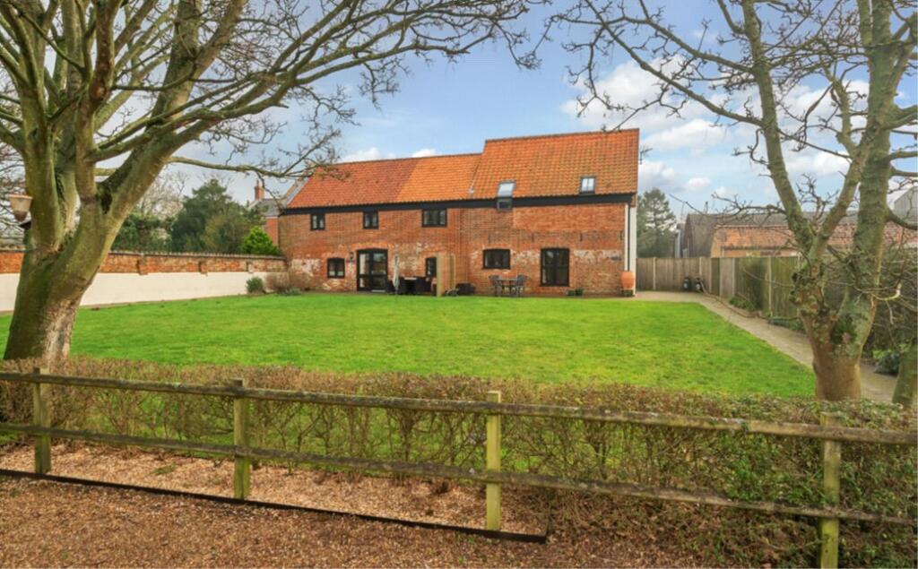 5 bedroom barn conversion for sale in Gisleham, Lowestoft, Suffolk, NR33