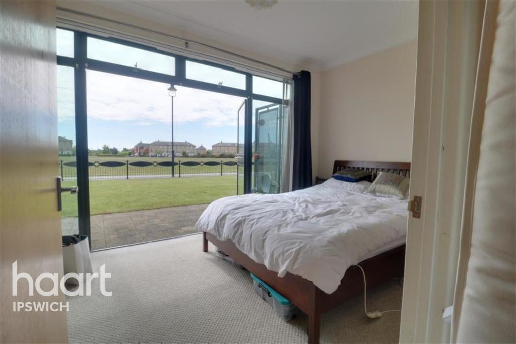 2 bedroom terraced house for rent in Witney Close, Ipswich, IP3
