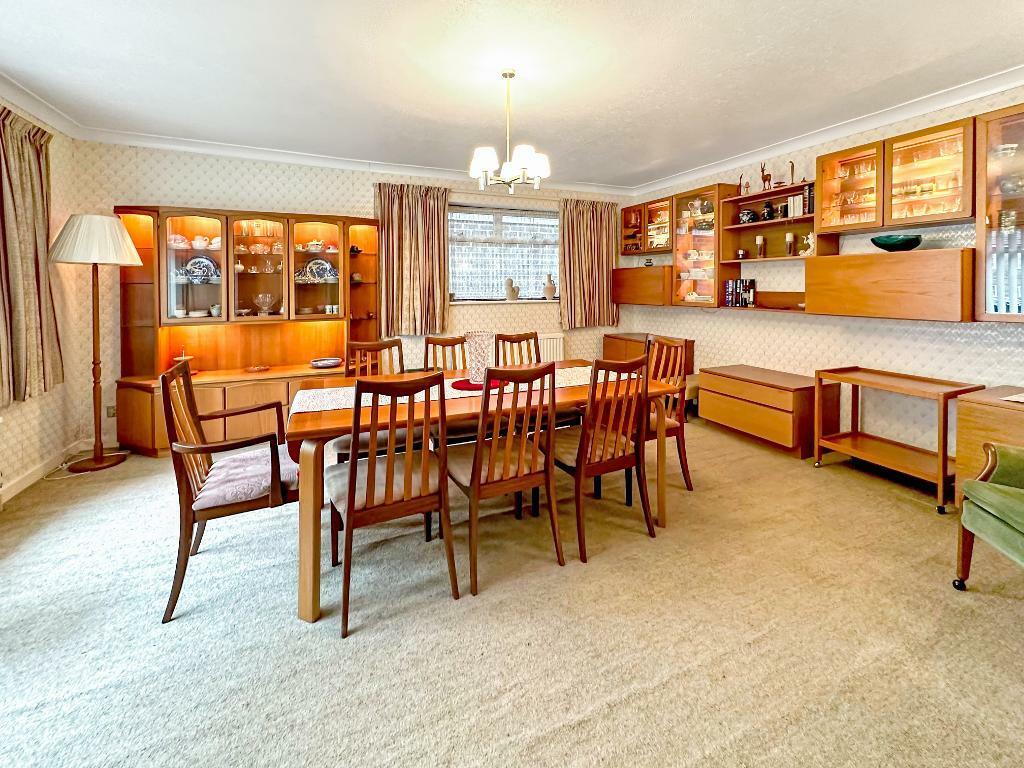 Additional property image - Landscape Road, Warlingham, Surrey, CR6 9JB