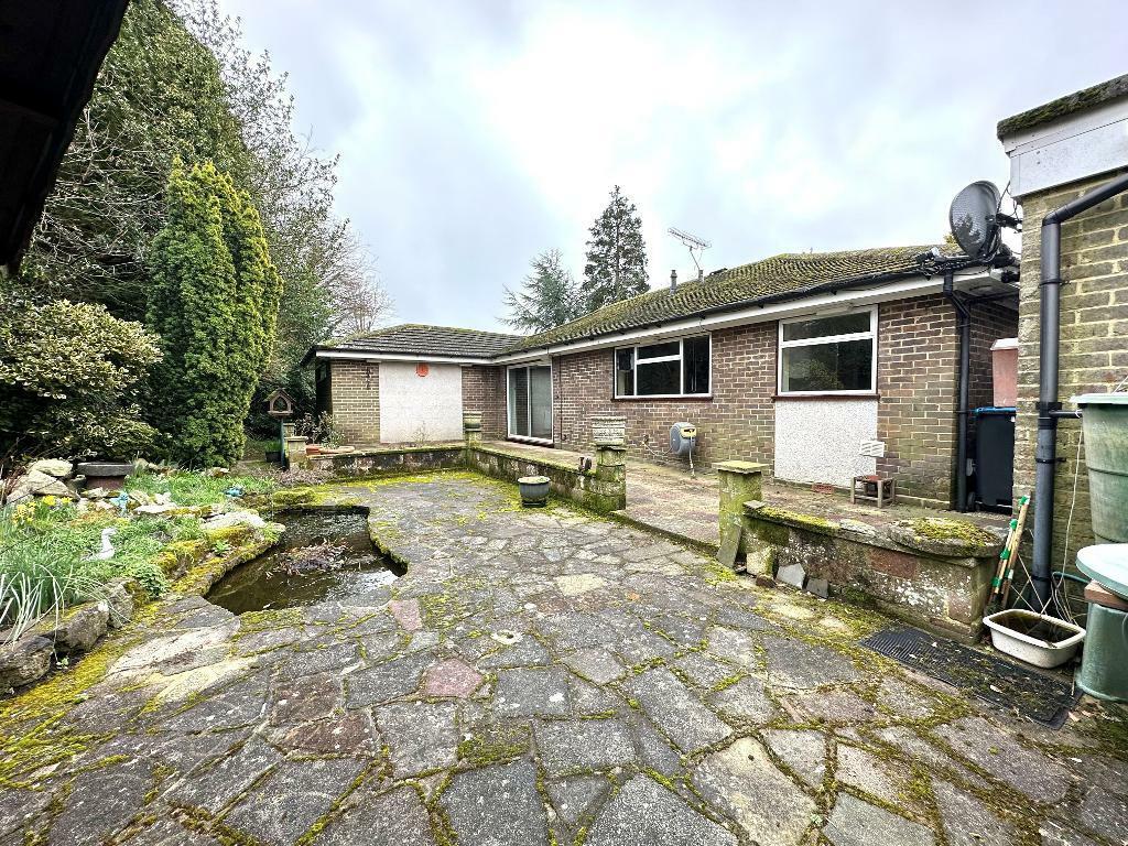 Additional property image - Landscape Road, Warlingham, Surrey, CR6 9JB