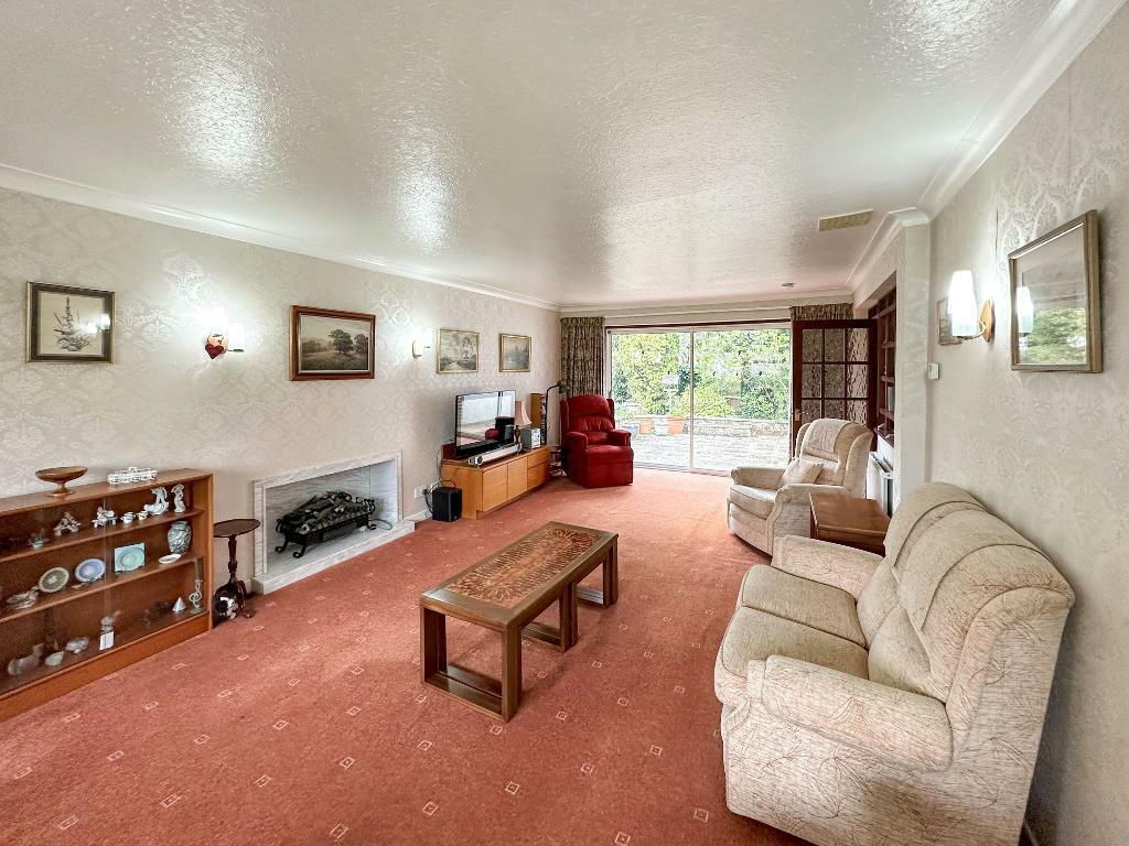 Additional property image - Landscape Road, Warlingham, Surrey, CR6 9JB