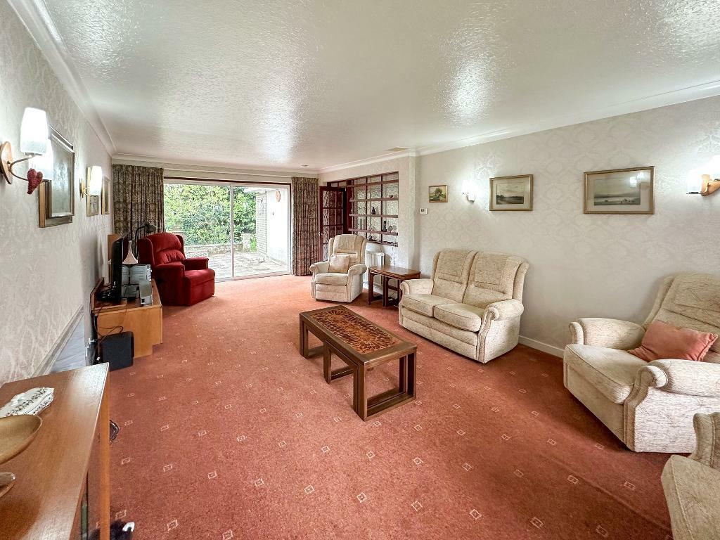 Additional property image - Landscape Road, Warlingham, Surrey, CR6 9JB
