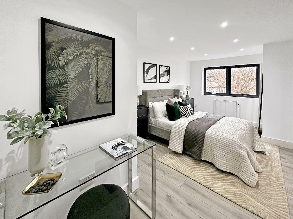 Additional property image - Whyteleafe Hill, Whyteleafe, CR3 0AG