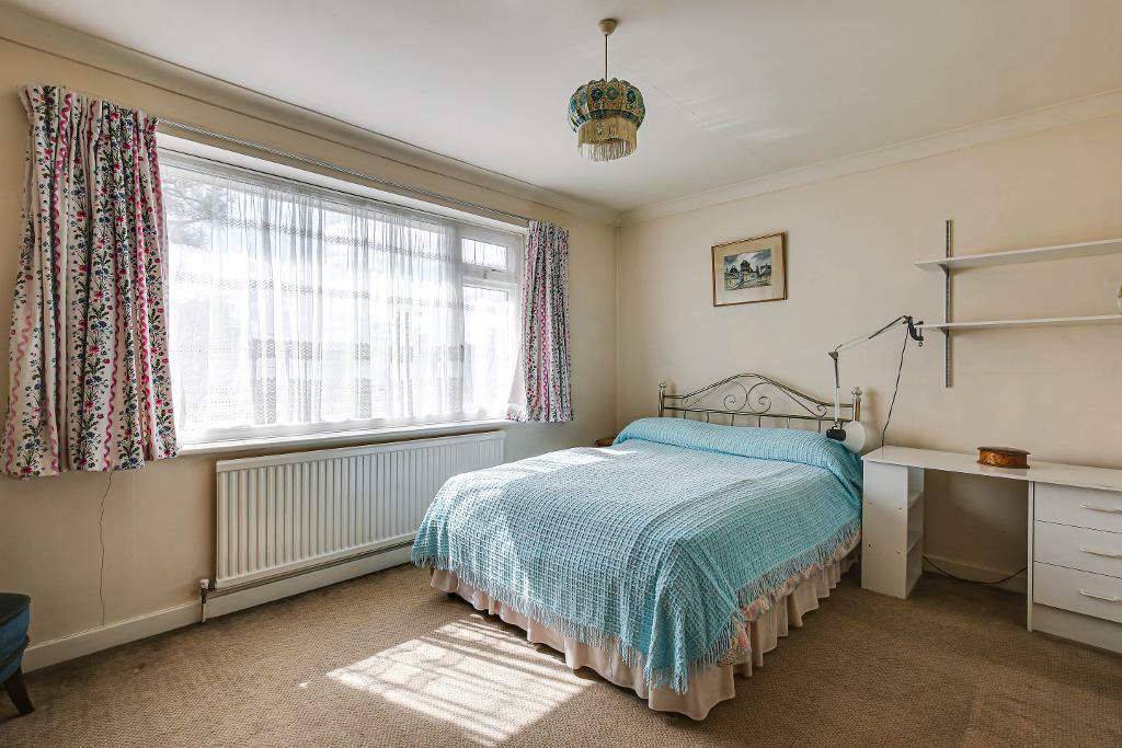 Additional property image - Landscape Road, Warlingham, Surrey, CR6 9JB