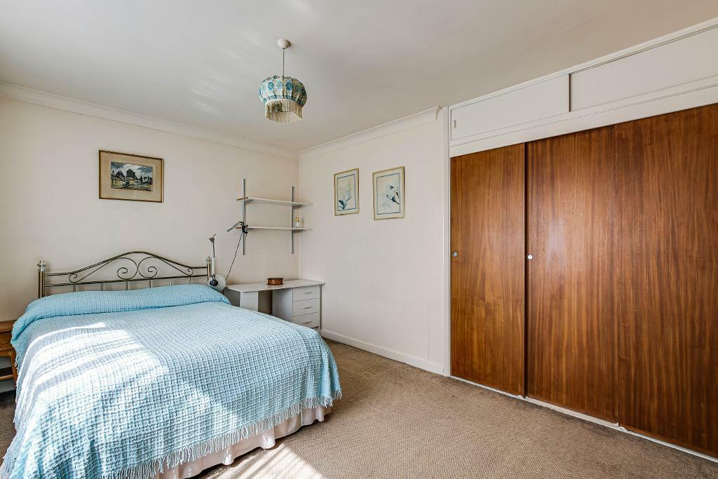 Additional property image - Landscape Road, Warlingham, Surrey, CR6 9JB
