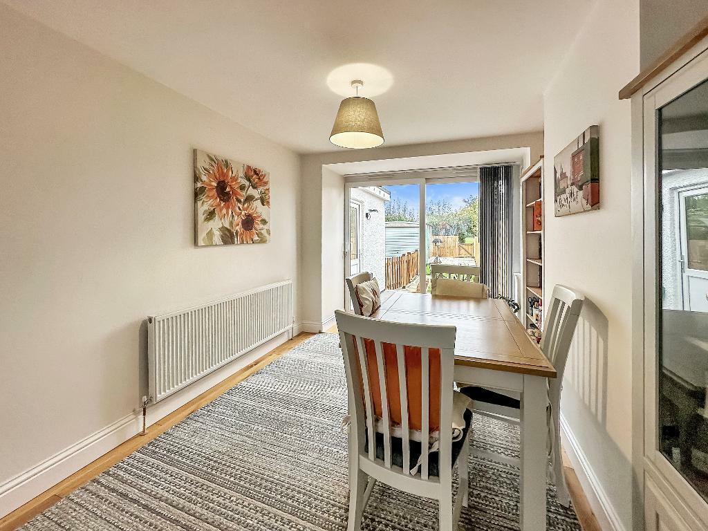 Additional property image - Hamsey Green Gardens, Warlingham, Surrey, CR6 9RT
