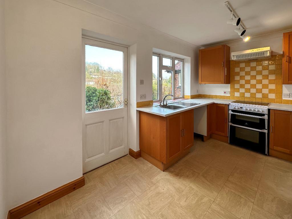 Additional property image - Tillingdown Hill, Caterham, Surrey, CR3 6QL