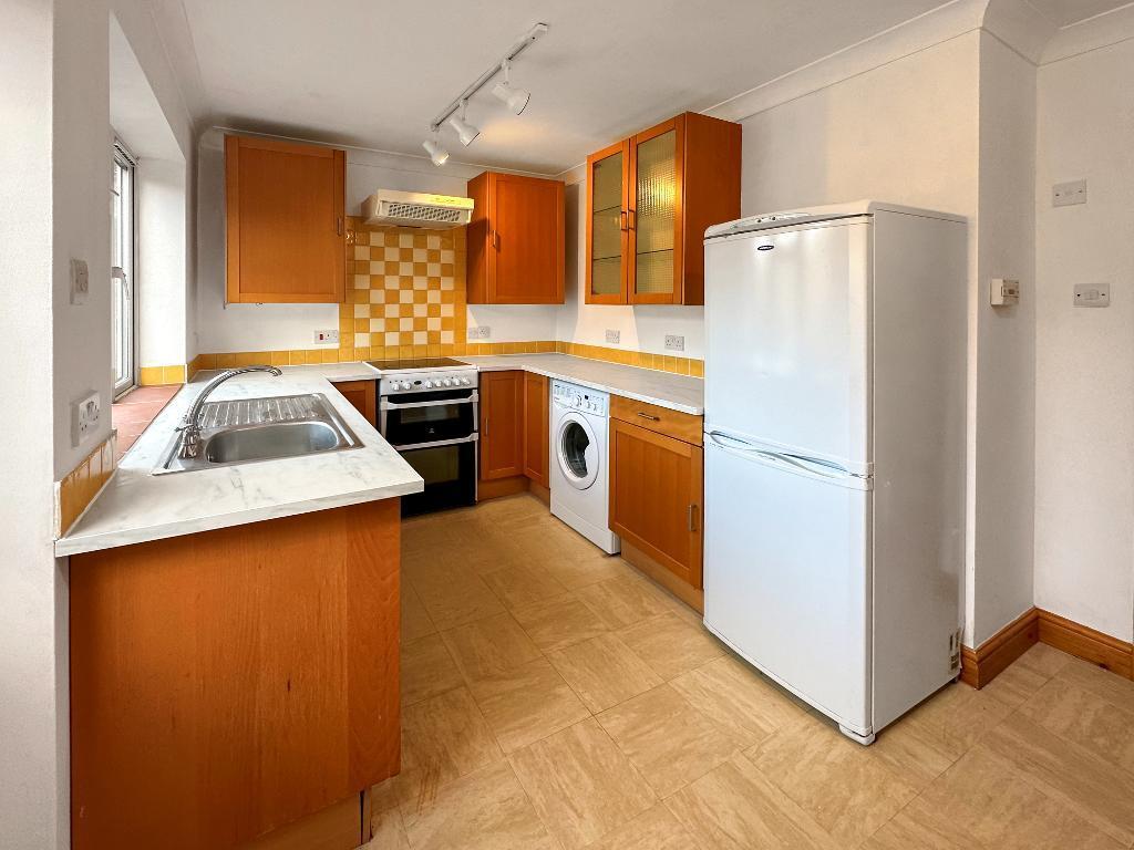 Additional property image - Tillingdown Hill, Caterham, Surrey, CR3 6QL