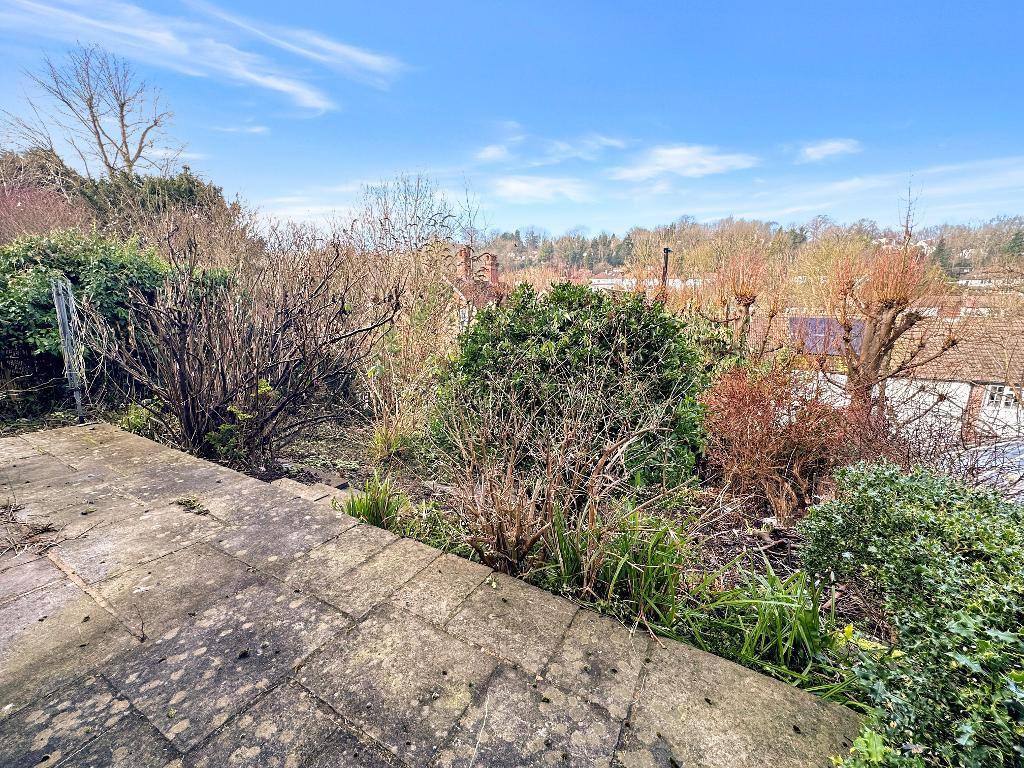 Additional property image - Tillingdown Hill, Caterham, Surrey, CR3 6QL